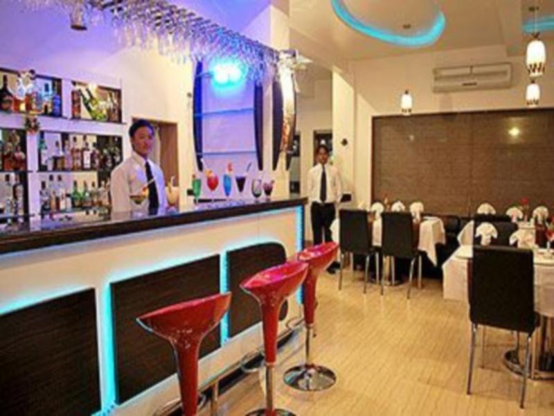 Hotel Sai Kripa Imperial Daman Ngoại thất bức ảnh