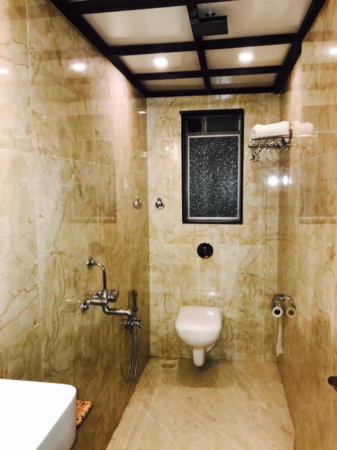 Hotel Sai Kripa Imperial Daman Ngoại thất bức ảnh